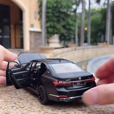 1:24 Diecast BMW THE 7 - 760Li Model Car